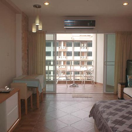Apartments At View Talay Pattaya Zewnętrze zdjęcie
